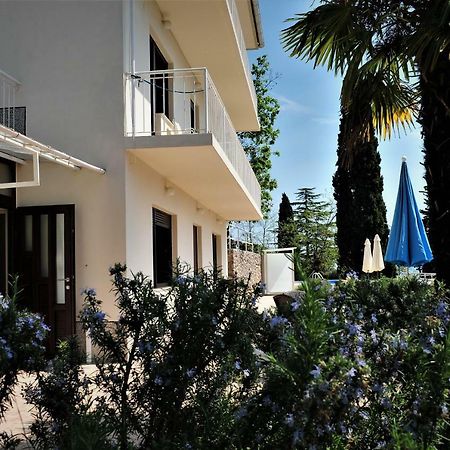 Apartmani Kadmen Ika Exterior foto