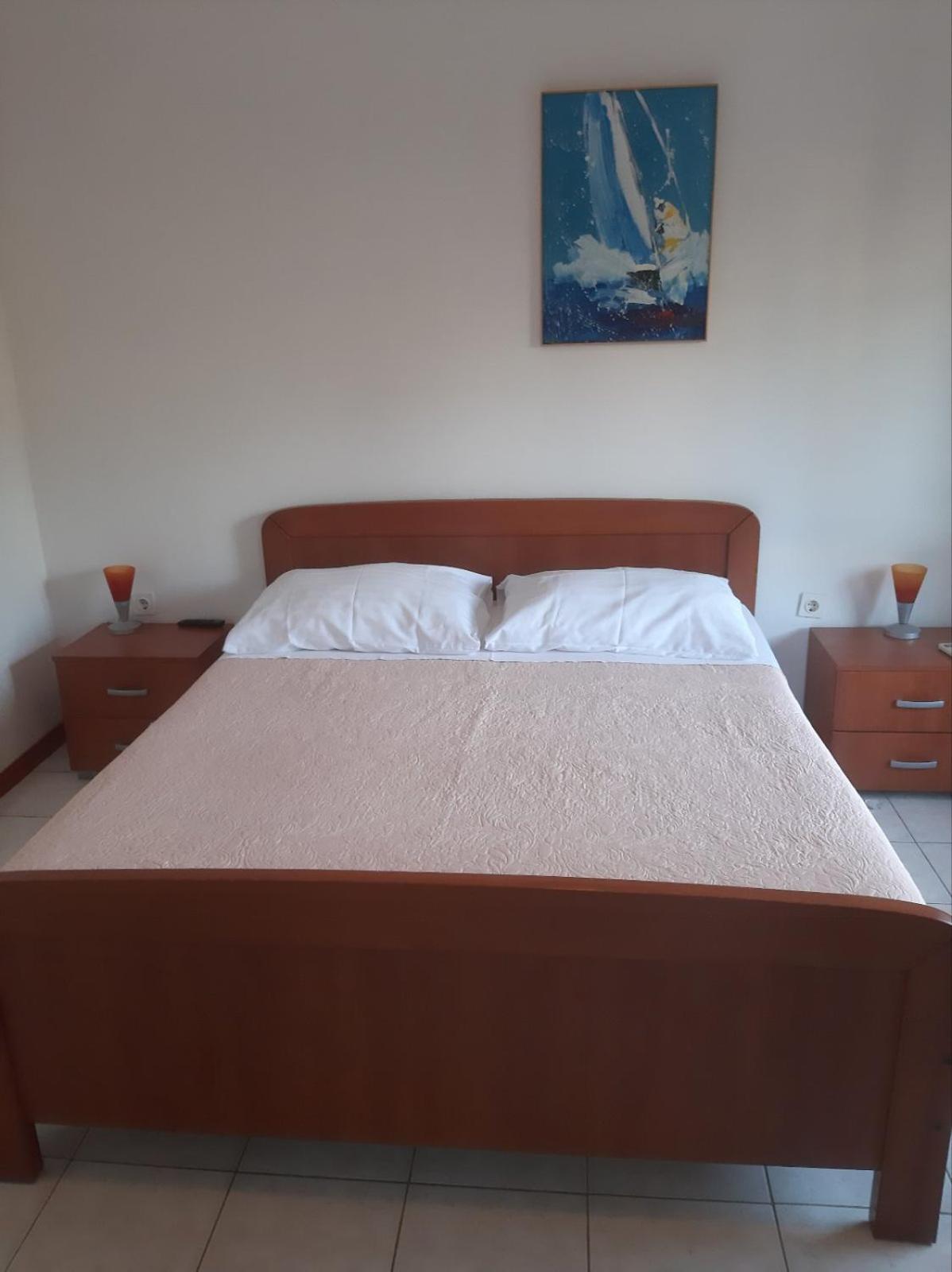 Apartmani Kadmen Ika Exterior foto