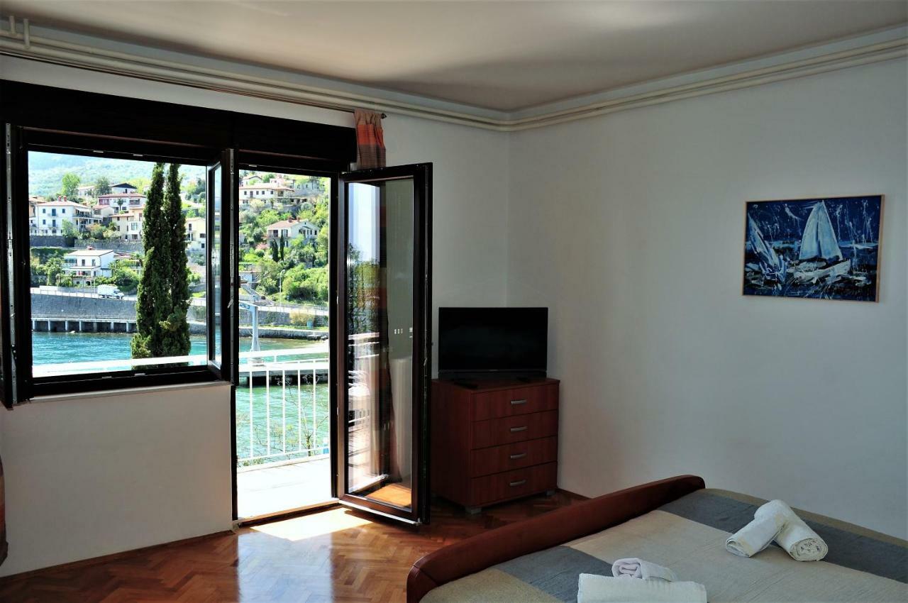 Apartmani Kadmen Ika Exterior foto